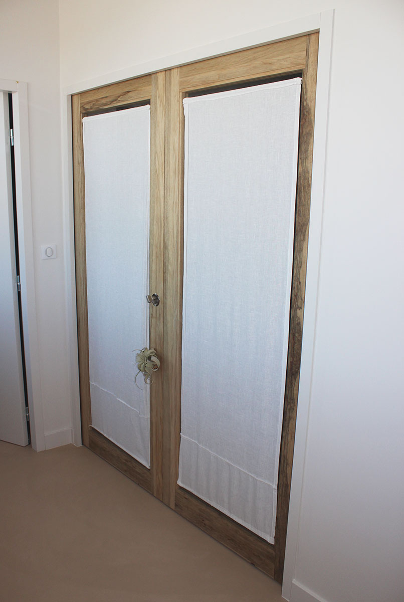 Portes — Fraké huilé.