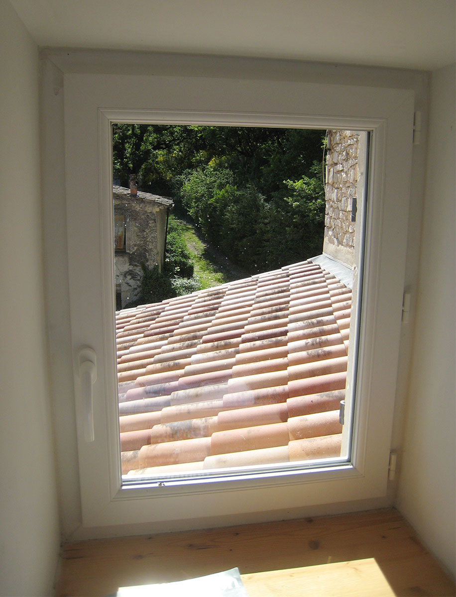 Fenêtre — Pvc blanc.