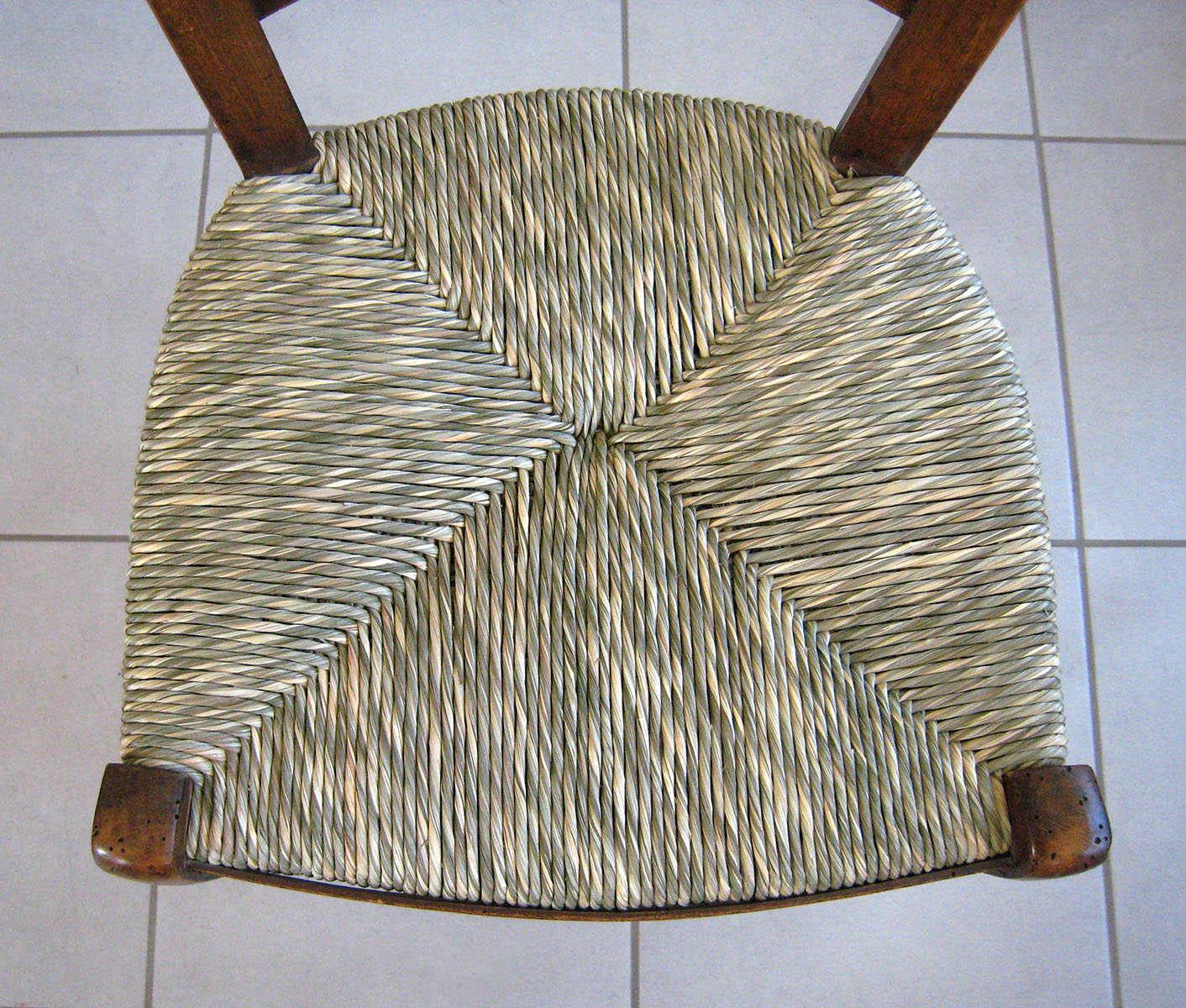 Assise — Paillage leiche (brut).