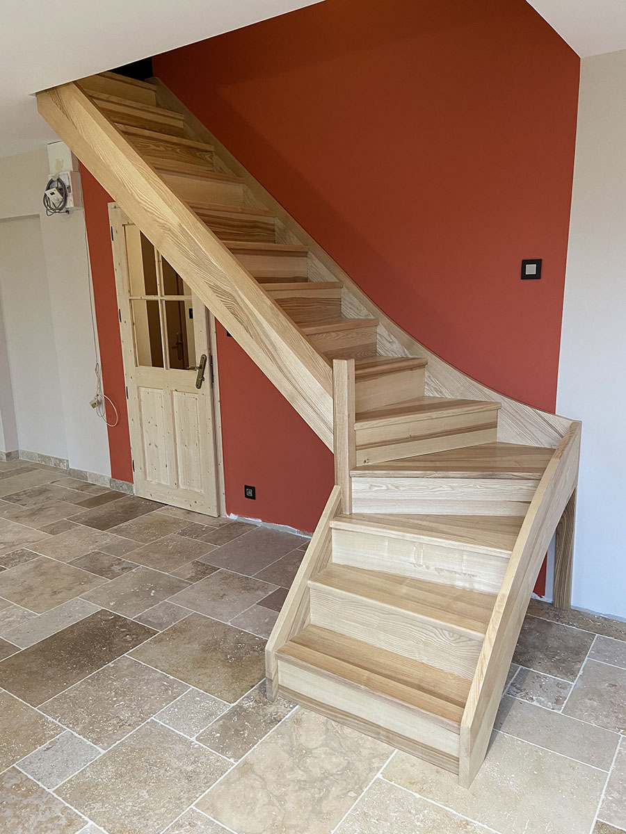 Escalier — Frêne.